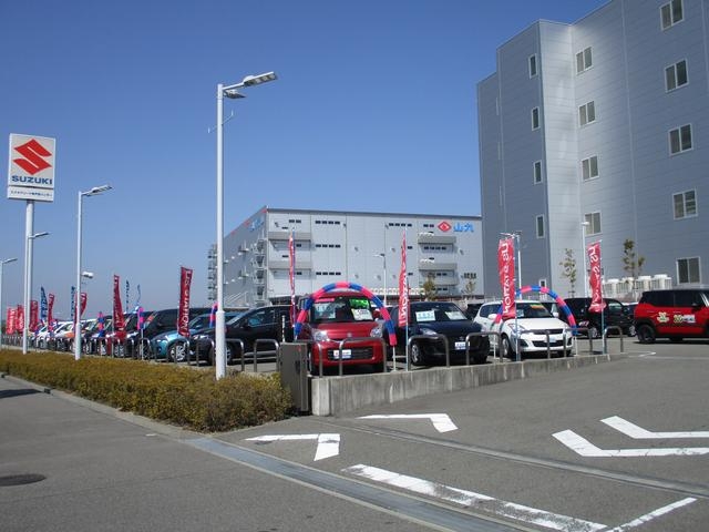 当店のおすすめ特選車を展示しております （●＾ｏ＾●）乗換え・ご購入をお考え中の方は、ご来店ください！