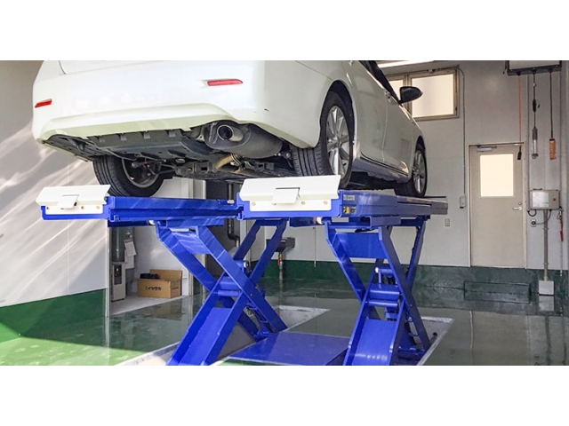 オイル交換・タイヤ交換承ります！！定期的なメンテナンスもお任せ下さい！！