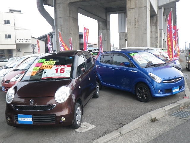 お支払いは御客様とのご相談に応じ納車後、翌月から毎月１５日、２５日どちらかのお支払いとなります!!!もちろん、自社分割以外のオートローンも取り扱っております。