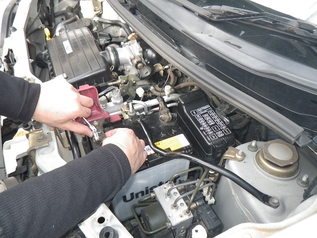 気になるお車探します！！！御予算，車種，年式，走行距離，色など教えて頂ければ全国のオークション会場から必ずお探し致します。金額によってはお探ししたお車も自社分割払いで対応致します！！！