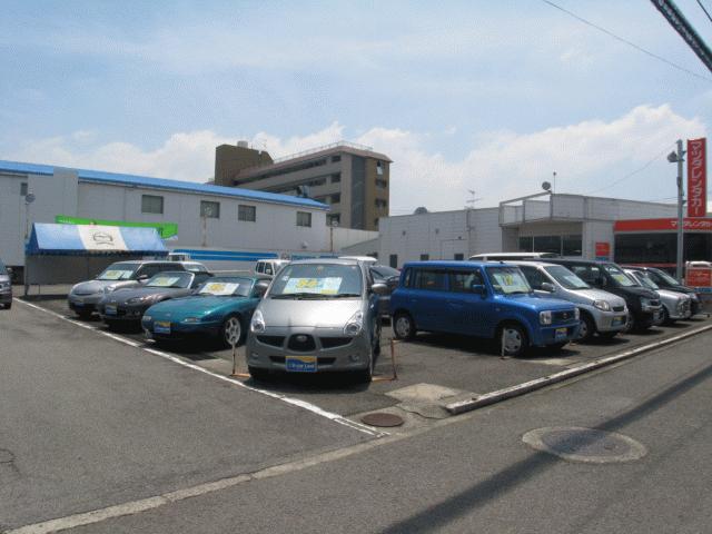 地図で見てね♪ お客様に安心してお乗り頂けるお車を揃えてますので納得の1台を探しに来てください。在庫検索で、お客様にピッタリのお車も見つかるかも！！ぜひお立ち寄り下さい。