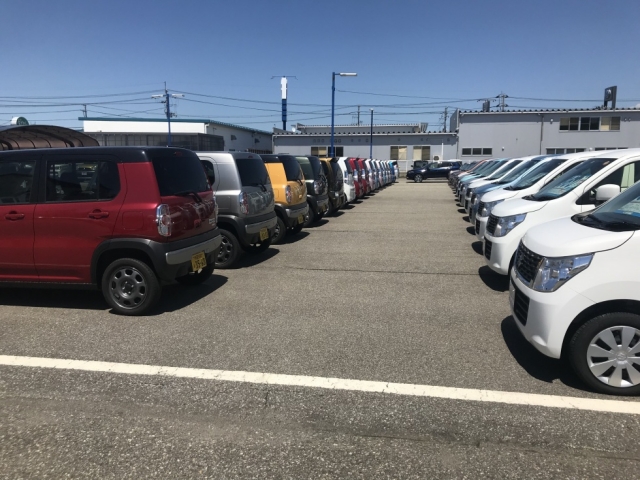 みなさまが気持ちよくお車に乗れるように店舗全体でサポートさせていただきます。お気軽に遊びにいらしてください。