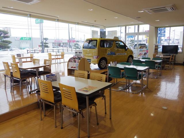 お客様に満足いただけるよう、スタッフ一丸となりがんばります。