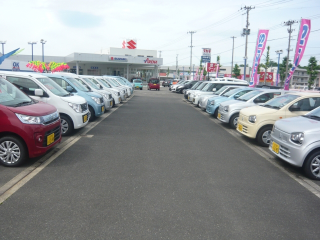 中古車多数色々取り揃えております。また、当店舗にない在庫、他ディーラーさんのお車でも何でも探します！！