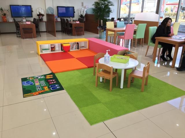 お子様も楽しめる、キッズコーナー
