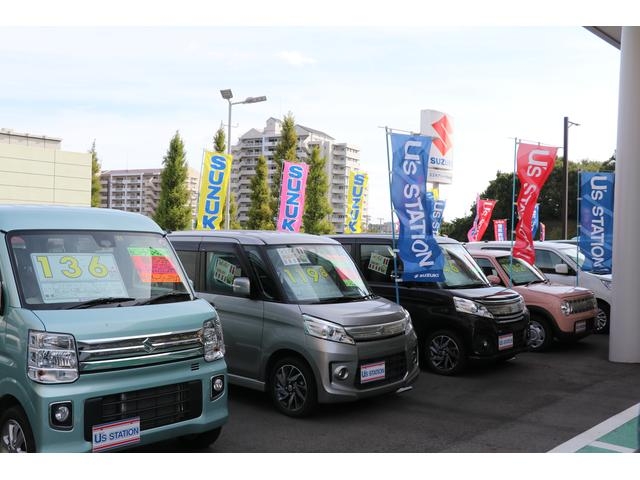 中古車は常時２０台は展示しております。展示車、試乗車でご使用していたお車をメインに取り揃えております