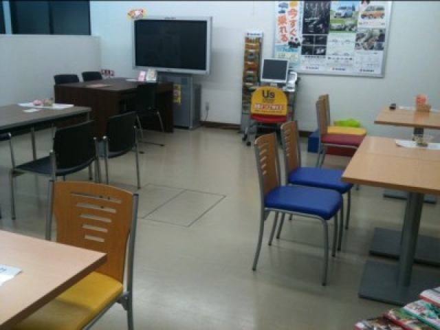 スタッフ全員最高の笑顔で、お客様のご来店をお待ちしております。