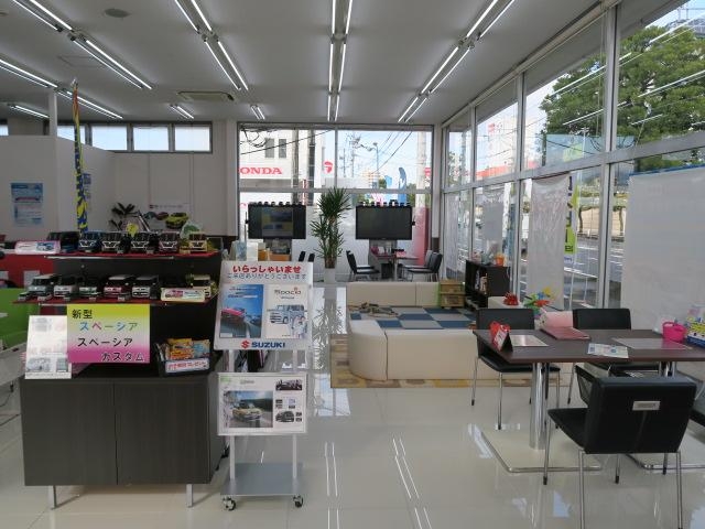 スズキの世界戦略車！『スイフト』をこんなに見れるのは、なかなかありません！！