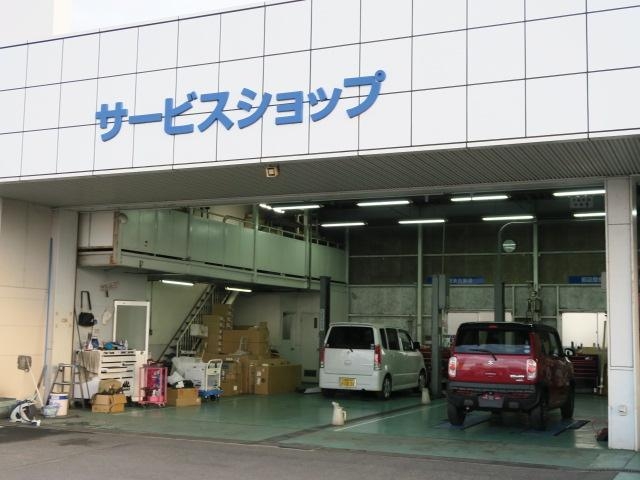 サービス工場も併設しておりますので、ご購入後も安心してお乗り頂く事が可能です♪