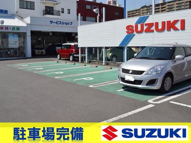 【お客様駐車場】同時に多数のお客様を受け入れ可能です。２台でご来店頂いても大丈夫です。