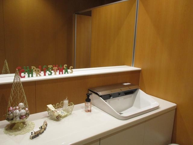 トイレもおしゃれにリニューアル！！心地よい空間になっております！！