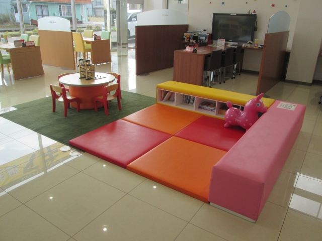 キッズコーナーもあります。