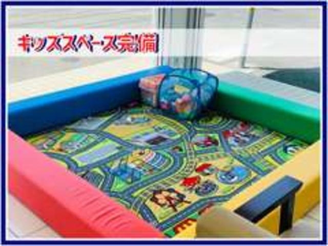 目の届く所にキッズスペースを完備しておりますで、お子様連れでも安心してご来店いただけます。