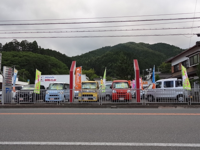 色とりどりのお車をご用意しております。
