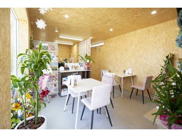 お車の事なら何でもお任せください！車検、タイヤ交換、出張整備（軽作業）、出張取り付け（軽作業）何でもお気軽にご相談ください！