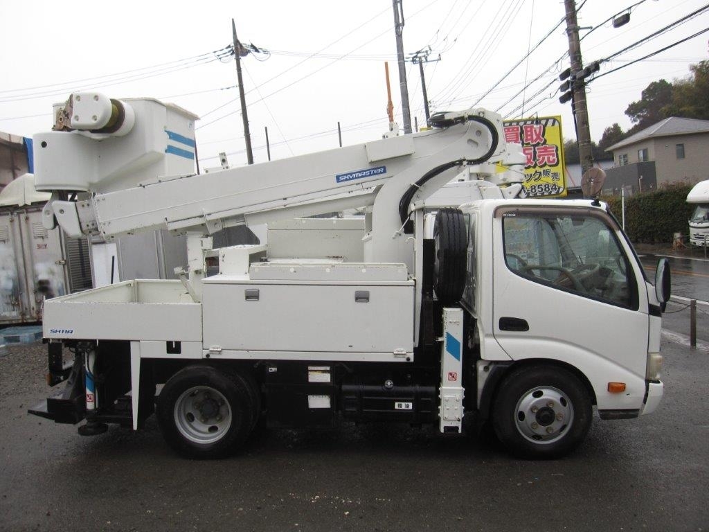 日野自動車 デュトロ   神奈川県の詳細画像 その7