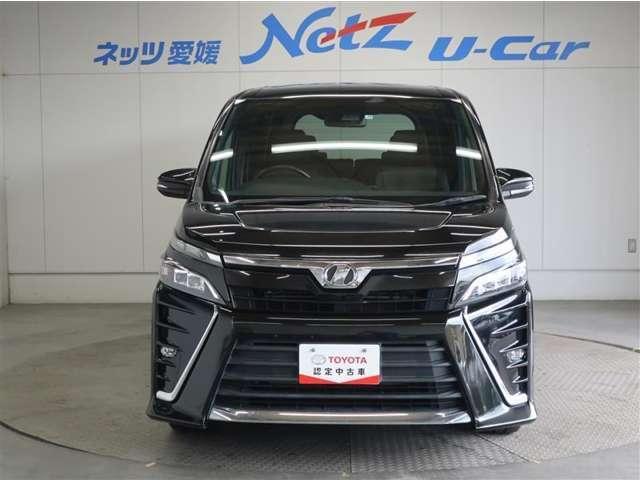 トヨタ ヴォクシー 2.0 ZS  愛媛県の詳細画像 その8