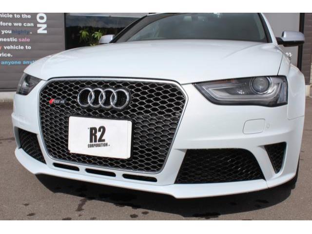 アウディ RS4   香川県の詳細画像 その7