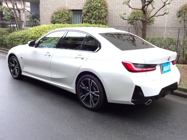 BMW 3シリーズ 330e Mスポーツ  東京都の詳細画像 その3