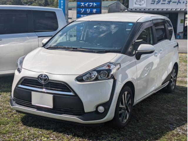 トヨタシエンタ 中古車画像