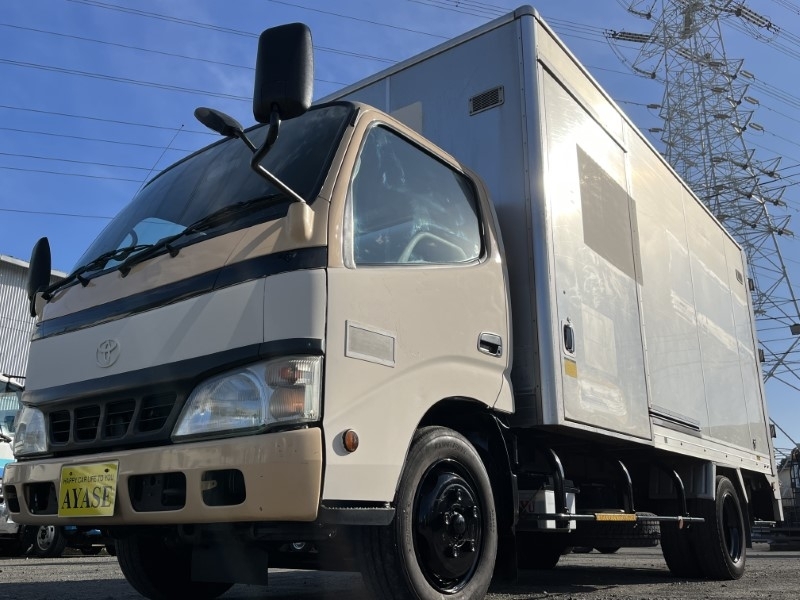 トヨタ ダイナ   神奈川県