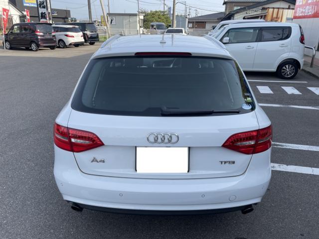 アウディ A4 2.0 TFSI  新潟県の詳細画像 その9