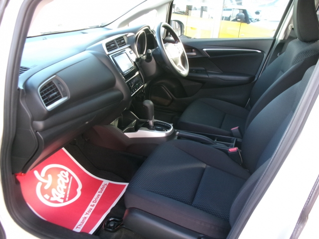 ホンダ フィット 1.3 13G F  栃木県の詳細画像 その6