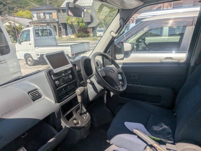 ダイハツ ハイゼットカーゴ   高知県の詳細画像 その3