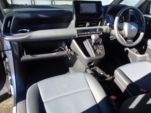 トヨタ ノア 2.0 X  秋田県の詳細画像 その2