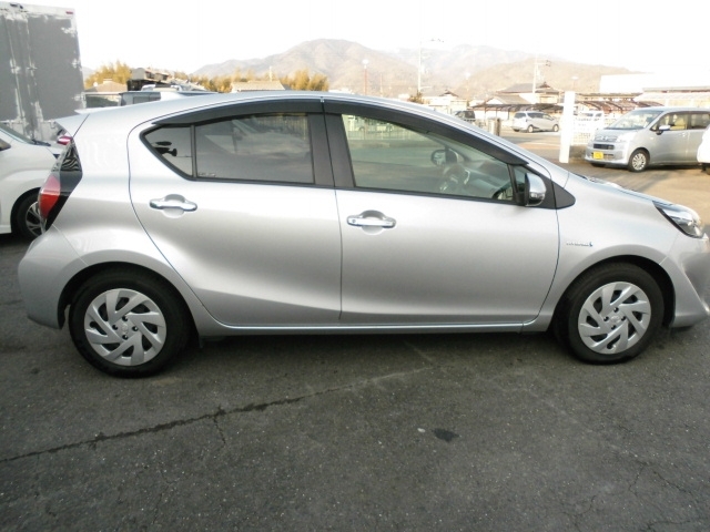 トヨタ アクア 1.5 S スタイルブラック  京都府の詳細画像 その7