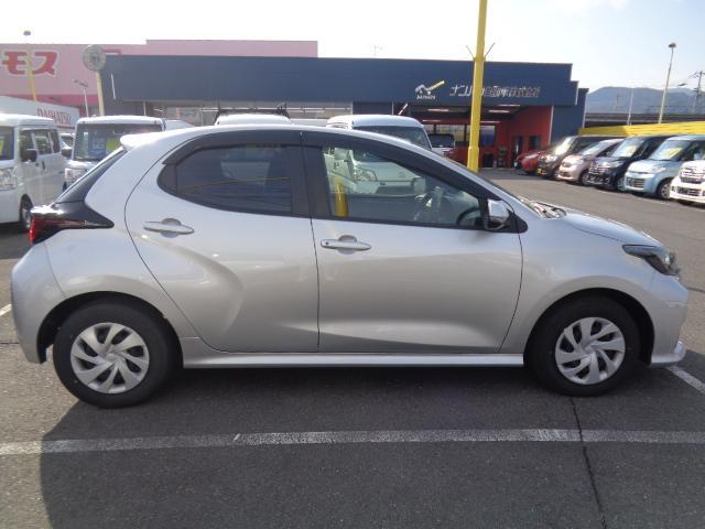 トヨタ ヤリス 1.5 X  香川県の詳細画像 その4