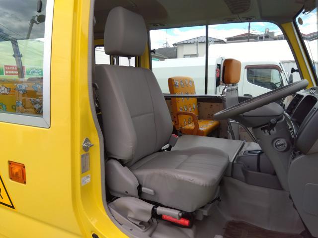 日野自動車 リエッセII   埼玉県の詳細画像 その4