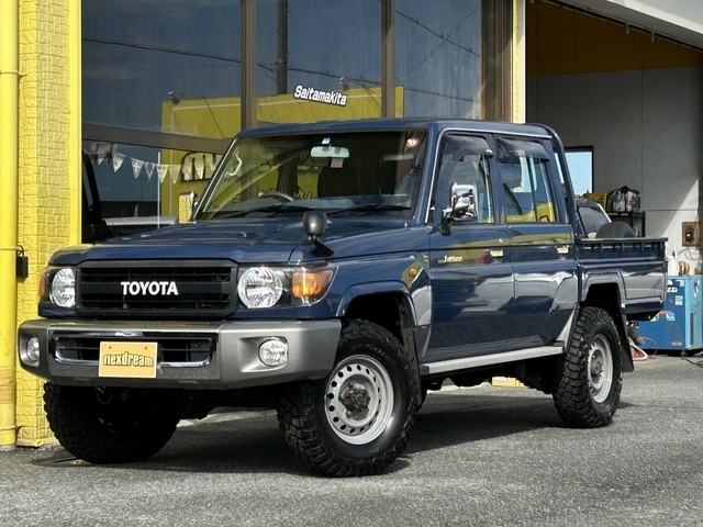 トヨタ ランドクルーザー70   埼玉県