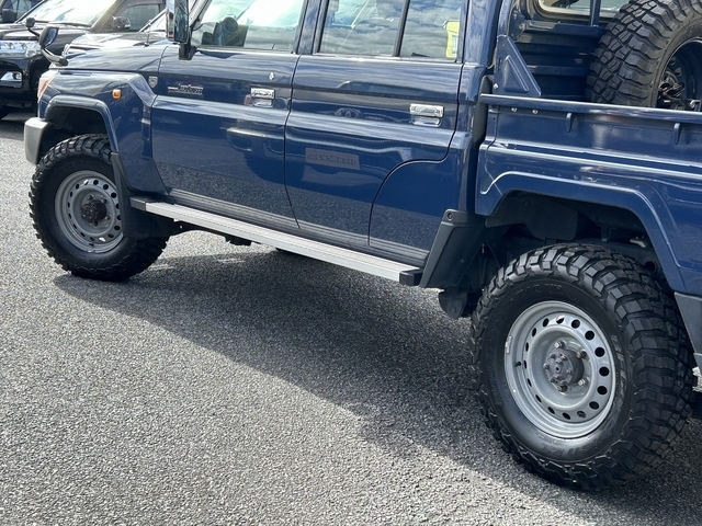 トヨタ ランドクルーザー70   埼玉県の詳細画像 その6