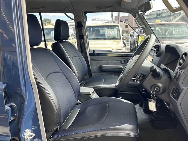 トヨタ ランドクルーザー70   埼玉県の詳細画像 その7