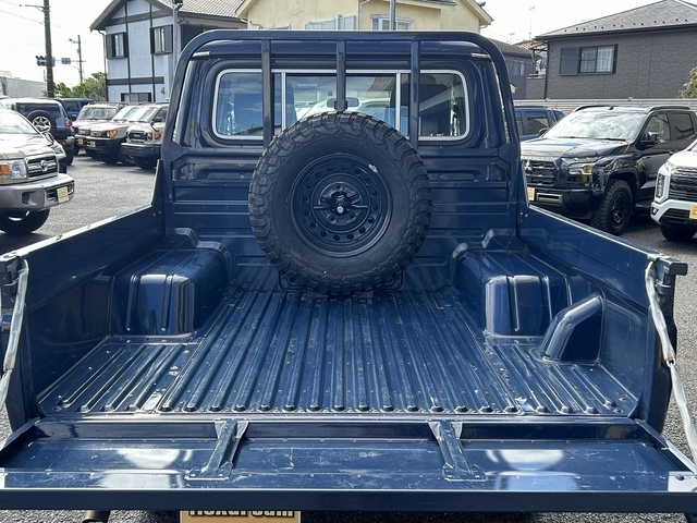 トヨタ ランドクルーザー70   埼玉県の詳細画像 その9