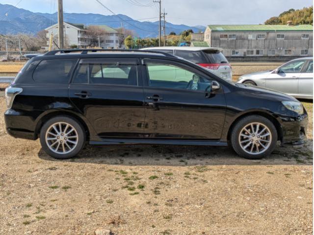 トヨタ カローラフィールダー 1.8 S 202  徳島県の詳細画像 その6