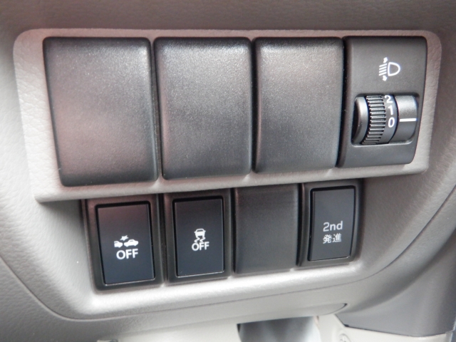 日産 NV100クリッパー   千葉県の詳細画像 その6