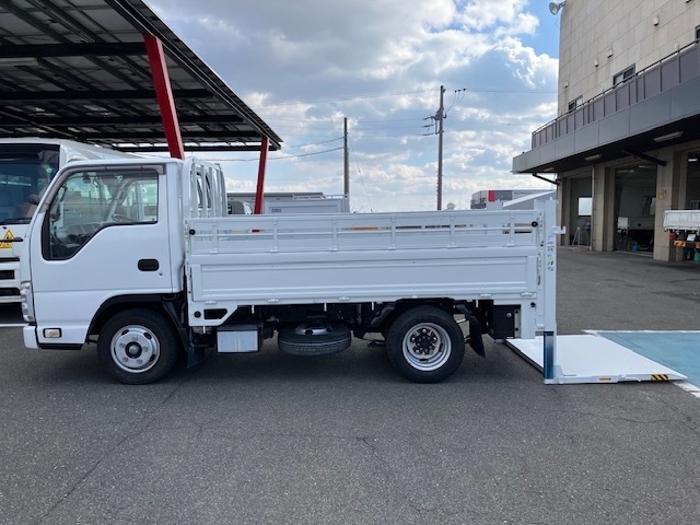 いすゞ エルフ   愛知県の詳細画像 その5