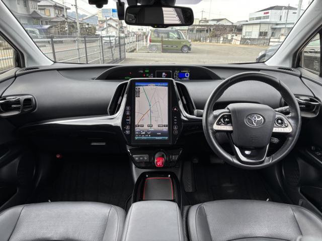 トヨタ プリウスPHV 1.8 A プレミアム  愛媛県の詳細画像 その8