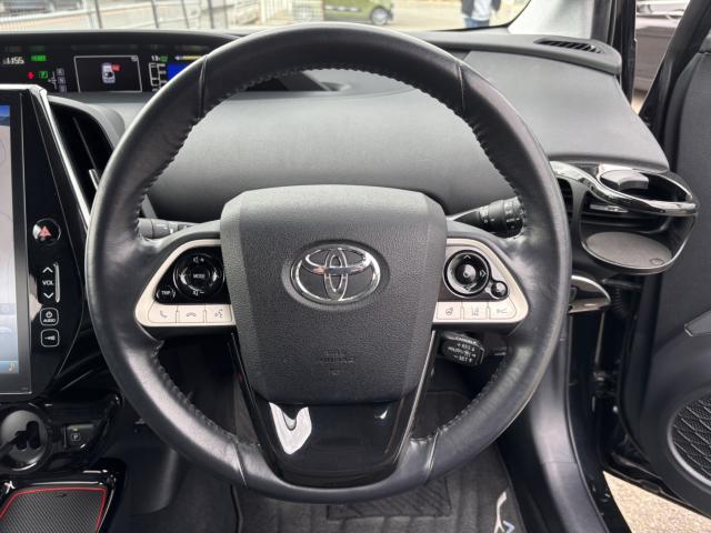 トヨタ プリウスPHV 1.8 A プレミアム  愛媛県の詳細画像 その9