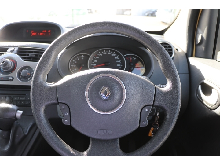 ルノー カングー オーセンティック  神奈川県の詳細画像 その2