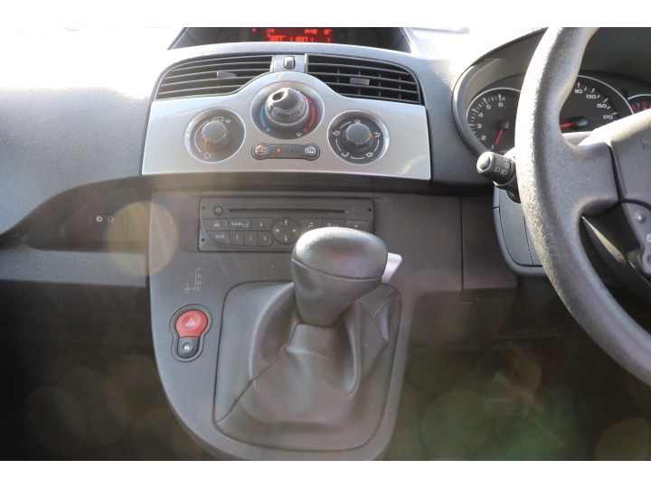 ルノー カングー オーセンティック  神奈川県の詳細画像 その4