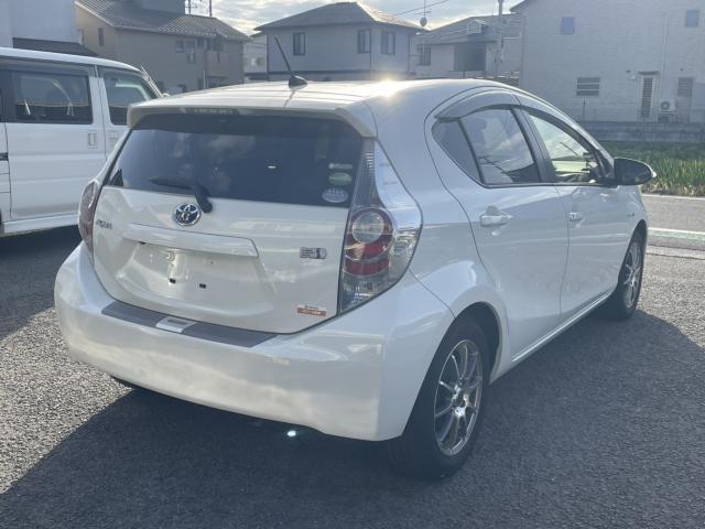 トヨタ アクア   愛媛県の詳細画像 その3