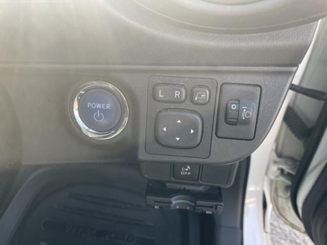 トヨタ アクア   愛媛県の詳細画像 その8