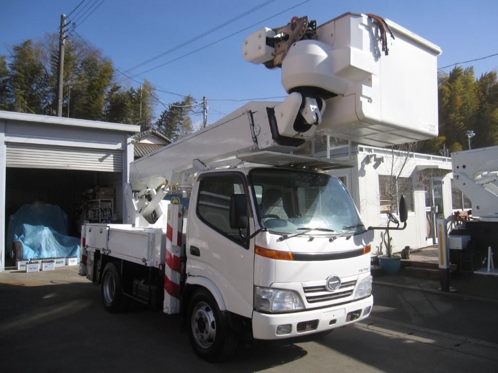 日野自動車 デュトロ   神奈川県