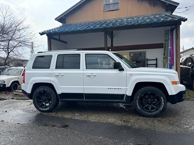 ジープ パトリオット   新潟県の詳細画像 その5