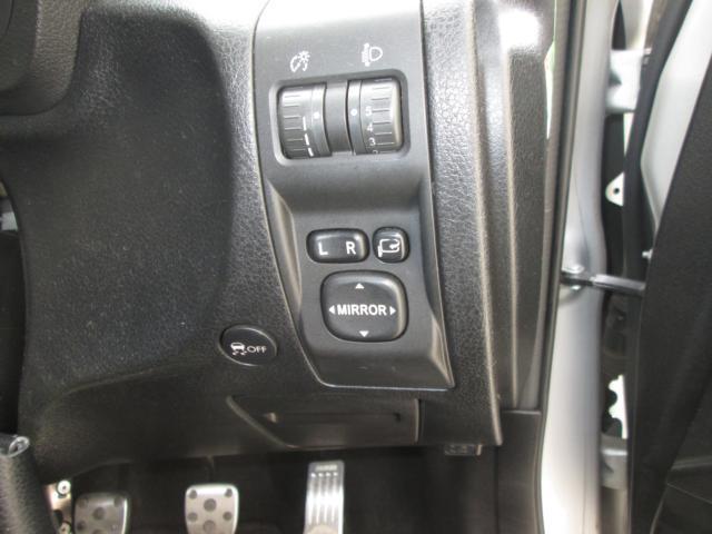 スバル フォレスター   愛媛県の詳細画像 その9