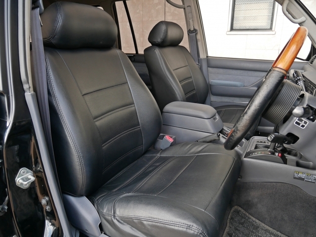 トヨタ ランドクルーザー200   宮城県の詳細画像 その2