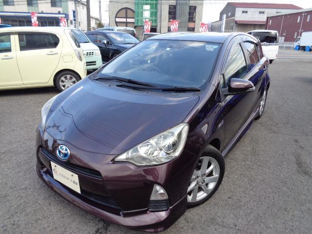 トヨタアクア 中古車画像